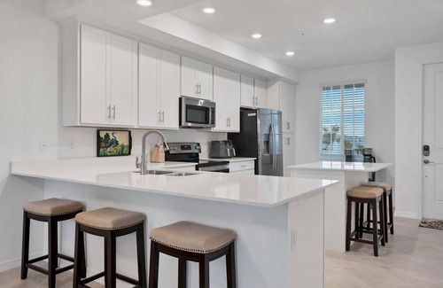 Punta Gorda Condo | 🥇 Condo with Social Clubhouse Membership (CH1080)