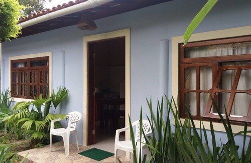 Arraial d'Ajuda Ski Chalet | Condominio Hospedes da Terra - Chalet in a condominium close to the center