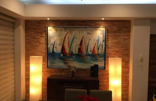 Zona Dorada Apartment | Condominio Torre T. Loaiza