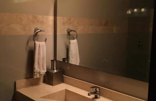 Zona Dorada Apartment | Condominio Torre T. Loaiza