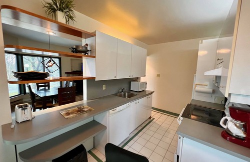 Beaupre Condo | Condos Val Des Neiges