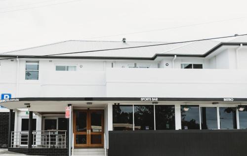 Coniston Hotel | Coniston Hotel Wollongong