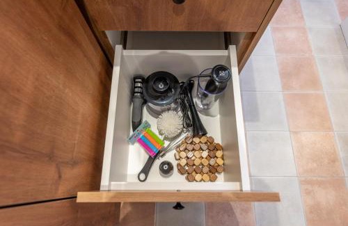 Partenon House | Connect by LikeHome