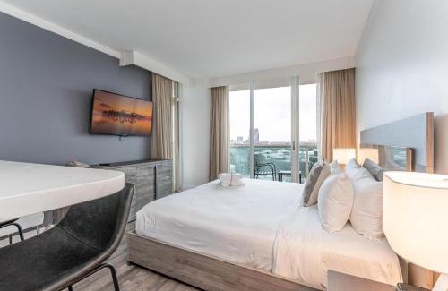 Coconut Grove Apartment | Connected Hotel Arya Studios 2 Beds 2 Baths Kitchen Free 2 Car Parking