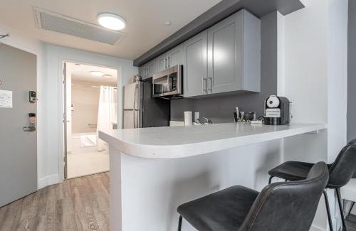 Coconut Grove Apartment | Connected Hotel Arya Studios 2 Beds 2 Baths Kitchen Free 2 Car Parking