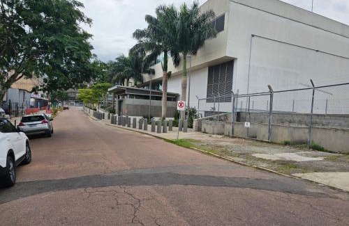Passo da Areia Apartment | Consulado Americano, Apartamento 40 metros do Consulado EUA Porto Alegre Com garagem