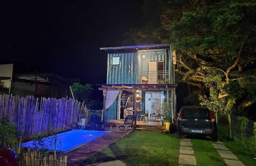 Dom Pedro de Alcantara Cottage | Container house, cozy, practical and romantic. Accepts pets up to 10kg