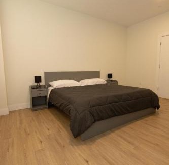 Union City Apartment | Contemporary 3-Bed Haven mins to NYC