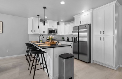 Quincy House | Contemporary Comfort in Quincy - Centrally Located - Near Gorge & Crescent Bar