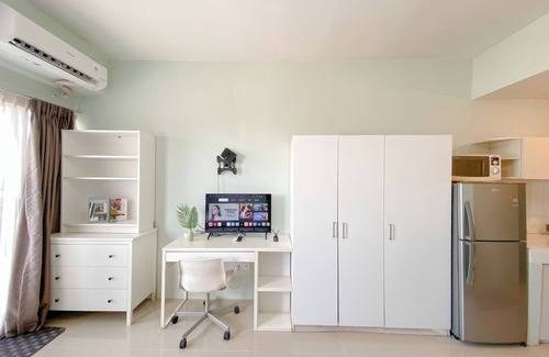 Depok Apartment | Contemporary Designed Studio Apartment Park View Condominium