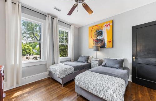 Cherry House | Contemporary gem in the Heart of Myers Park
