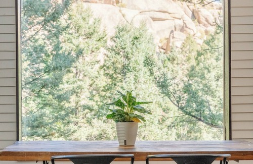 Florissant House | Contemporary Modern Home - Fireplace - Mountain Views