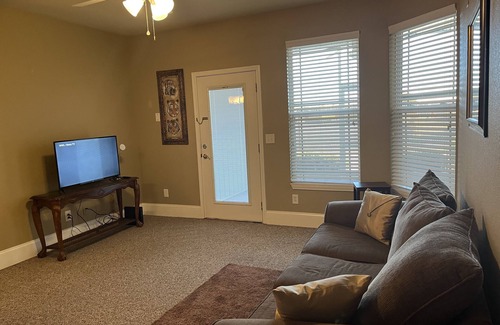 Warner Robins Condo | Contractors Discounts