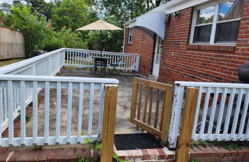 Silver Spring House | Convenient/family friendly home with yard drivewaynn