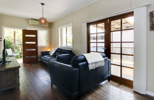 South West Rocks House | Convenient Location Outdoor Pet Friendly , No Linen