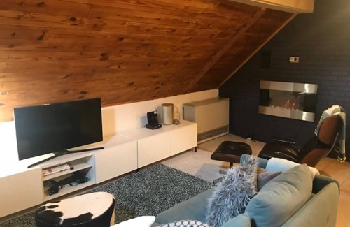 Blowing Rock Cabin | Convenient Location! Cozy Chalet near App Ski Mtn, Between Blowing Rock & Boone