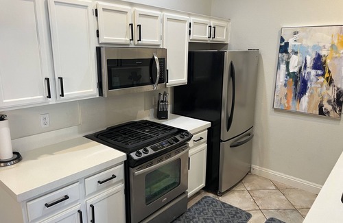 MacDonald Ranch Condo | Convenient location,clean & Charming
