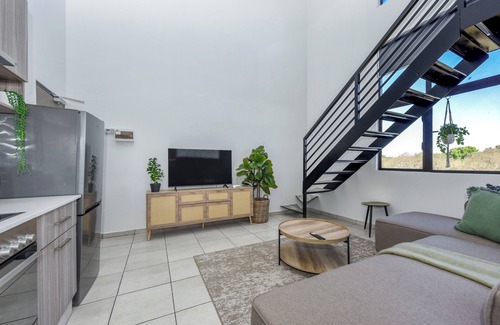 Parkwood Apartment | Conveniently located 2 Bed with fabulous Amenities