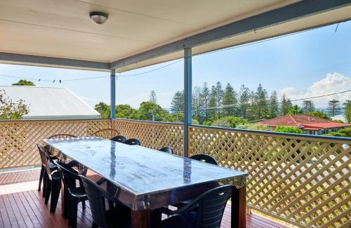 Black Head House | Cooinda Cottage Black Head Village