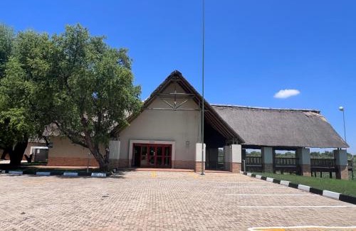Mahikeng Hotel | Cooke’s Lake Resort