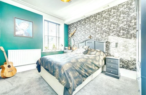 Rubi Apartment | Cool & colorful centric apartment-Rubi