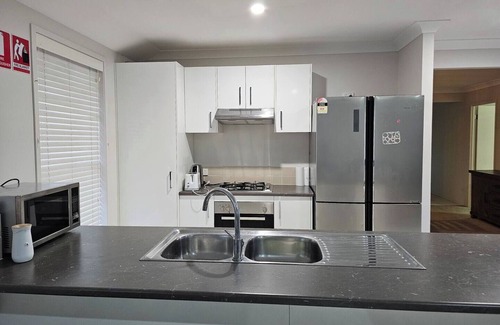 Oran Park House | Cool Prestige residence