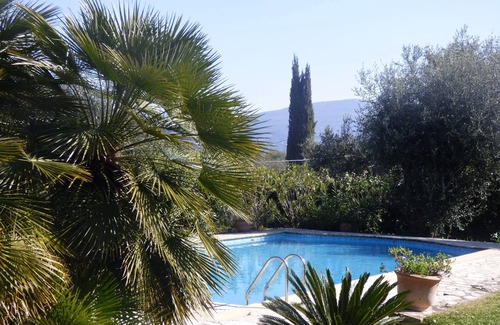 Saint-Jeannet Villa | Cool Villa in the hills near Vence