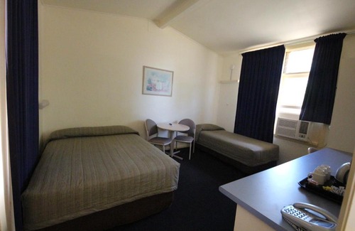 Walgett Hotel | Coolabah Motel