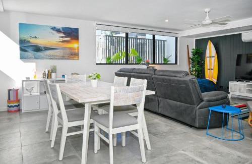 Coolum Beach Apartment | Coolum Beach - Beachside Dream - 3 B/R, 2 Bath ZF6