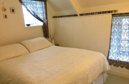 St. Agnes House | Coombe Cottage