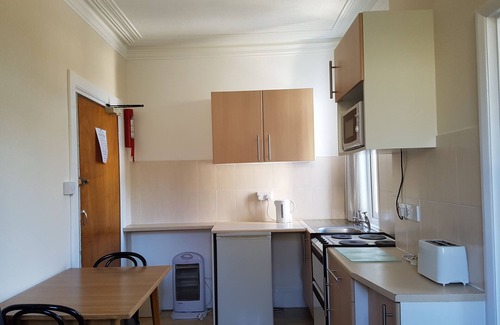 Paignton Apartment | Coombe Lodge Holiday Flats