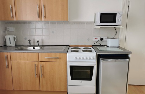 Paignton Apartment | Coombe Lodge Holiday Flats