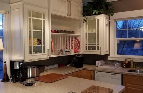 Altamont House | Copper Smarthouse ❤️3 Kings 4K TV Hulu Keurig