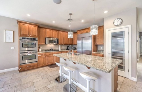 MacDonald Ranch House | Copper View | Green Valley Ranch with Casita