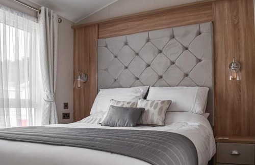Saxmundham House | Copse View