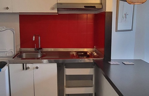 Comedie Apartment | Coquettish & peaceful F3, in the heart of Montpellier! Close to all amenities.