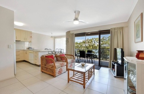 Maroochydore Apartment | Coral Breeze Unit 8 - River across the road