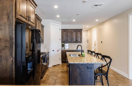 Washington House | Coral Canyon 6BR 6 5BA Pool Privatehottub Fits23