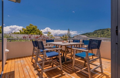 Whangamata House | Coral Castle - Whangamata Holiday Home