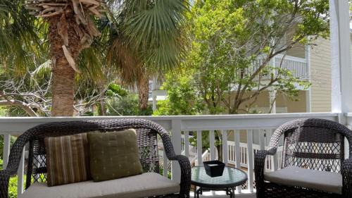 Key West Villa | Coral Garden by AvantStay Great Location w Balcony Shared Pool