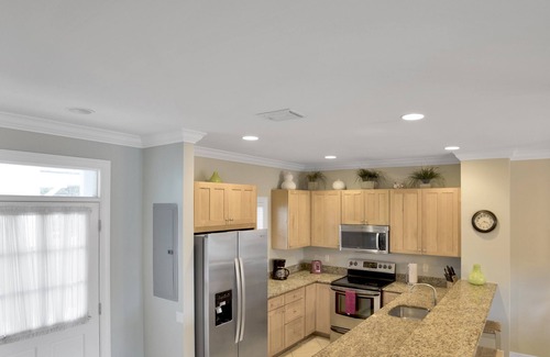 Marathon Apartment | Coral Lagoon Resort Villas & Marina by KeysCaribbean
