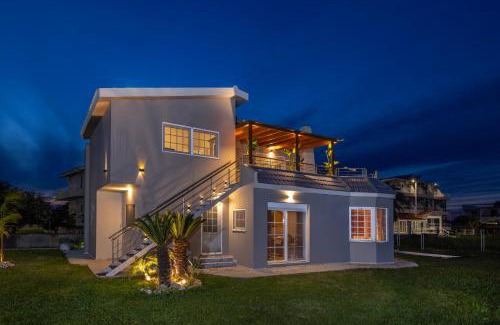 Petaloudes House | Coral Paradise Luxury Modern Family Villa with Jacuzzi, Pool View & Parking in Rhodes Island