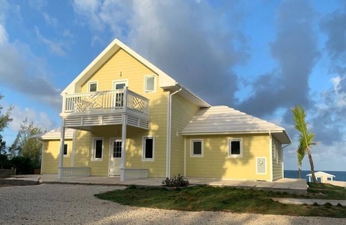 Governor's Harbour House | Coral Point 3 Bedroom Home