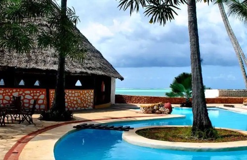 Kiwengwa Hotel | Coral Reef Beach Resort