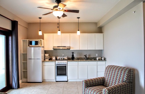 Isla de Utila Apartment | Coral Ridge House Studio Apt-Oceanfront Walkout Diving/Snorkel