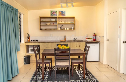 Arorangi Apartment | Coral Sands Apartments