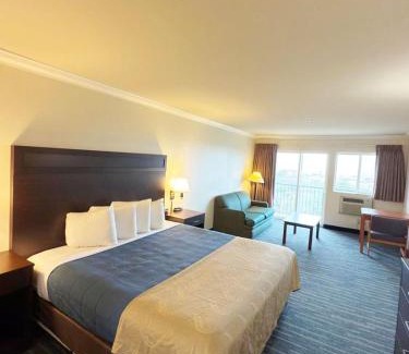 Ocean Shores Hotel | Coratel Inn Ocean Shores Extended Stay
