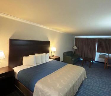 Ocean Shores Hotel | Coratel Inn Ocean Shores Extended Stay
