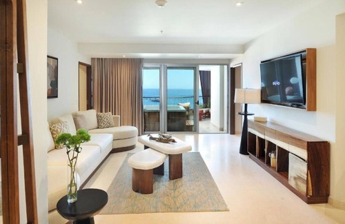El Medano Ejidal Resort | Corazon Suite - 2 BR Ocean View Suite