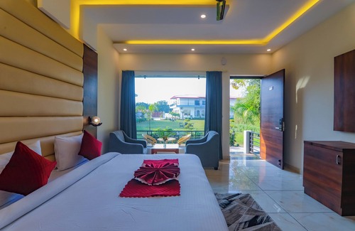 Bail Parao Hotel | Corbett Wild Flower Resort And Spa